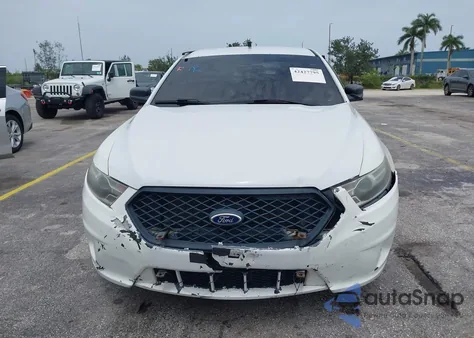2015 Ford Police Interceptor z USA, uszkodzony, nr VIN 1FAHP2MK7FG106859